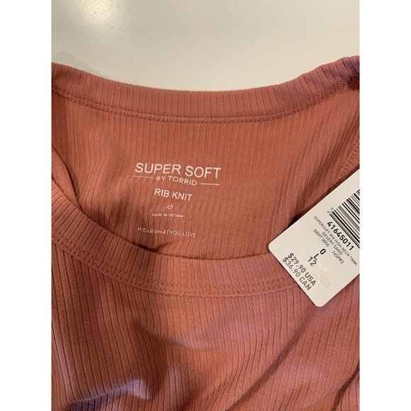 (F-174) TORRID Super soft short sleeve womens teen top new whit gags size 12-L - Picture 6 of 6